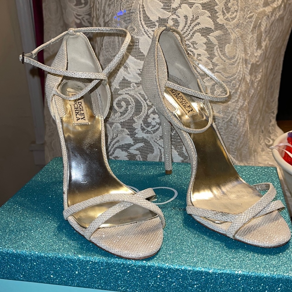 Badgley Mischka Silver Strappy Heels Size 10